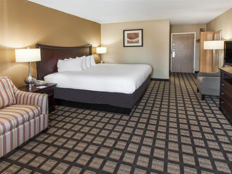 Clarion Pointe Bloomington-Normal Near I-55 And University Bagian luar foto