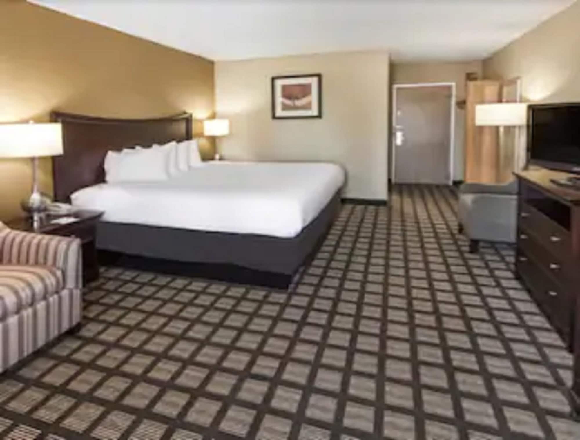 Clarion Pointe Bloomington-Normal Near I-55 And University Bagian luar foto