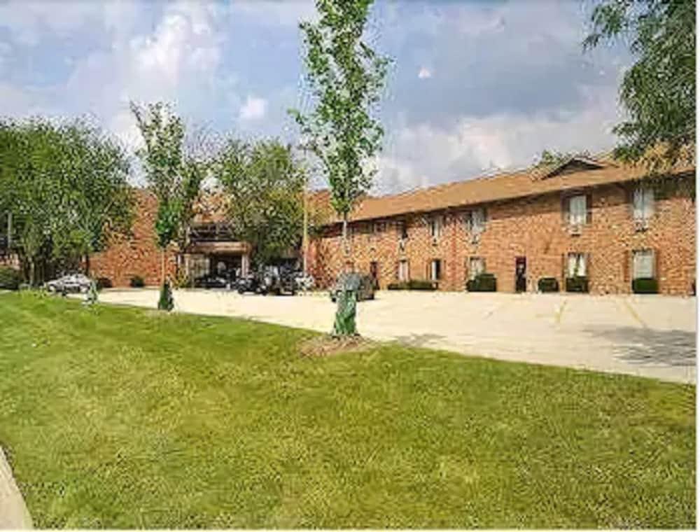 Clarion Pointe Bloomington-Normal Near I-55 And University Bagian luar foto