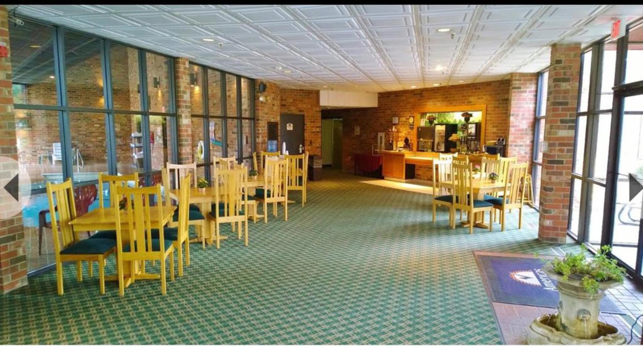Clarion Pointe Bloomington-Normal Near I-55 And University Bagian luar foto