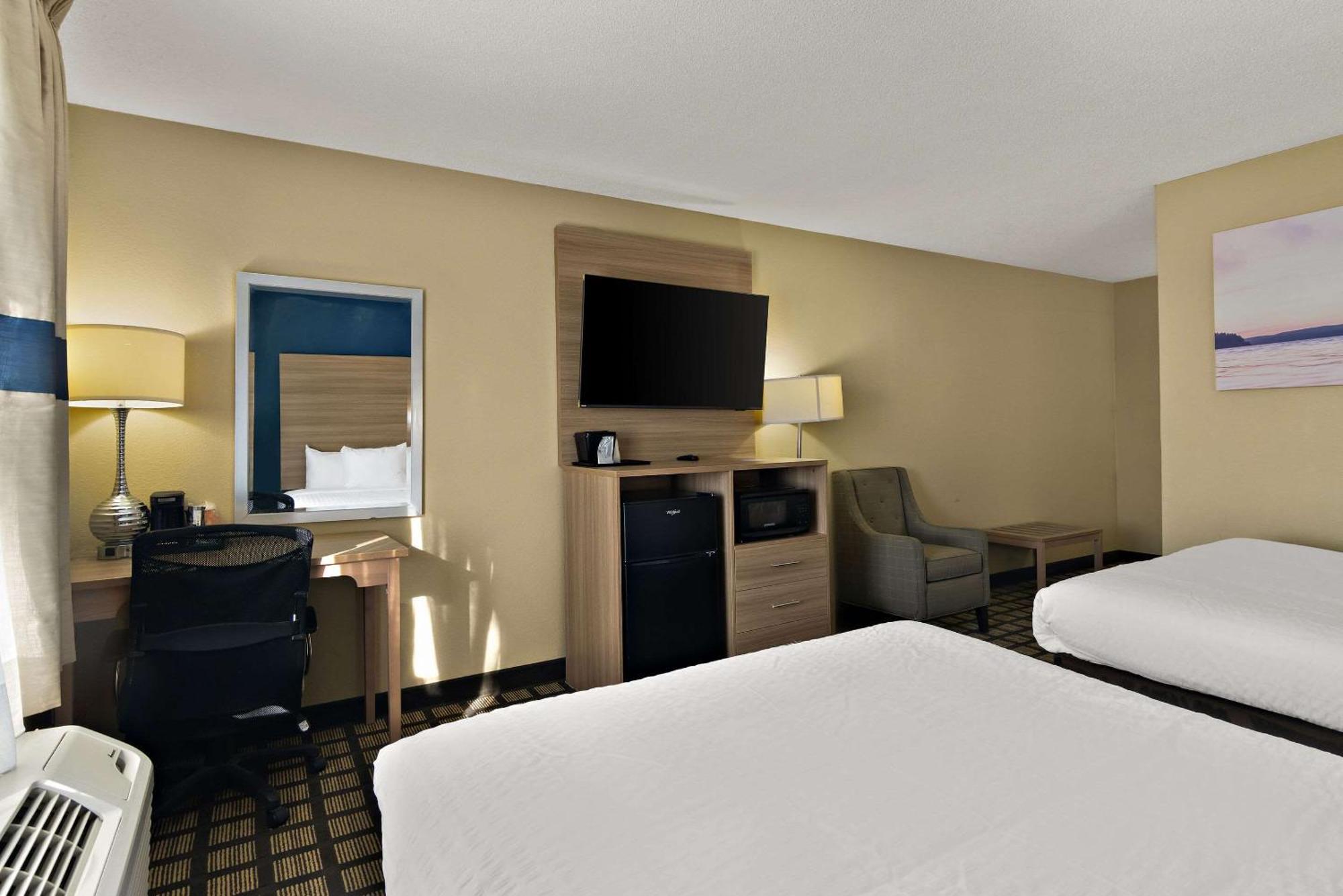 Clarion Pointe Bloomington-Normal Near I-55 And University Bagian luar foto