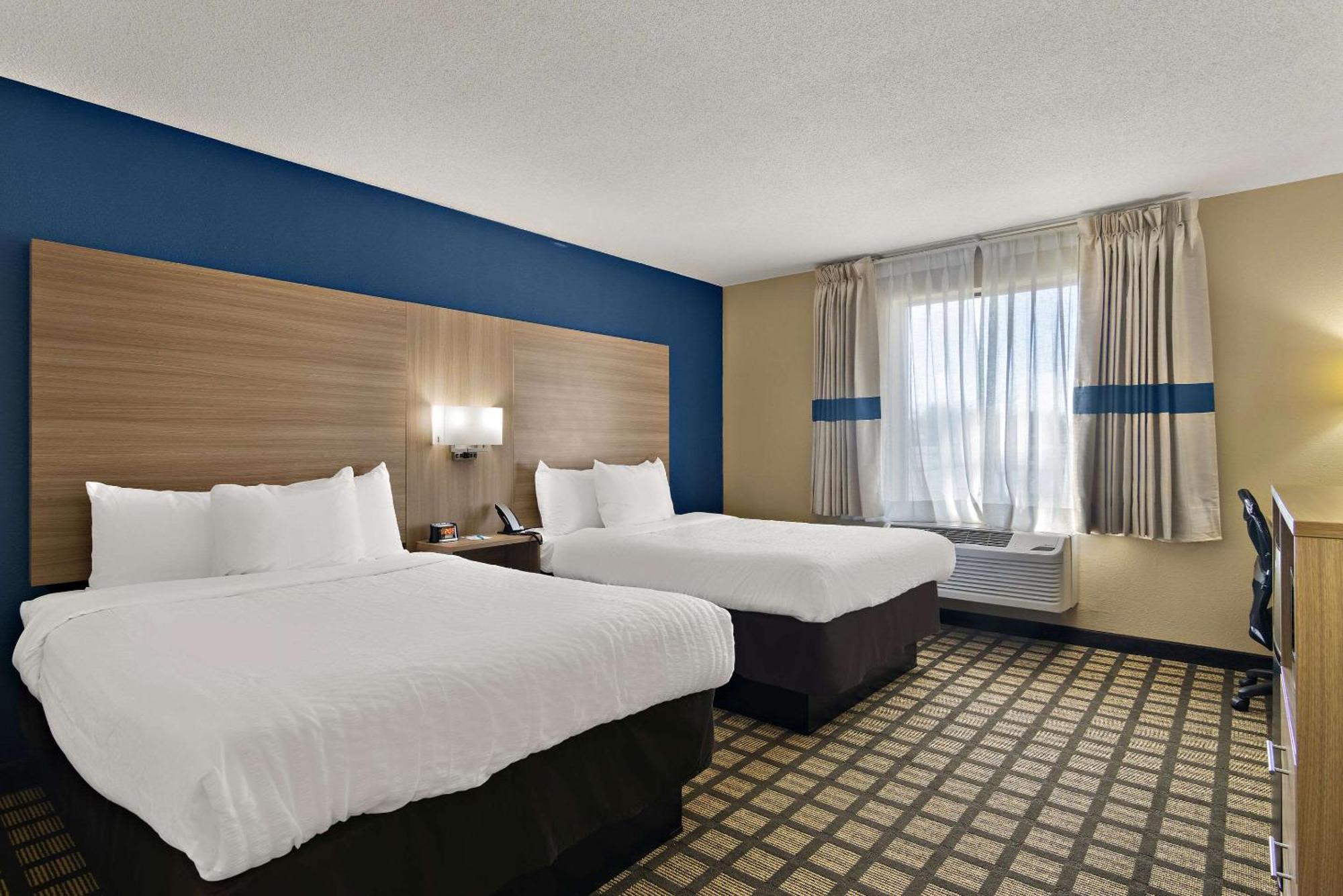 Clarion Pointe Bloomington-Normal Near I-55 And University Bagian luar foto