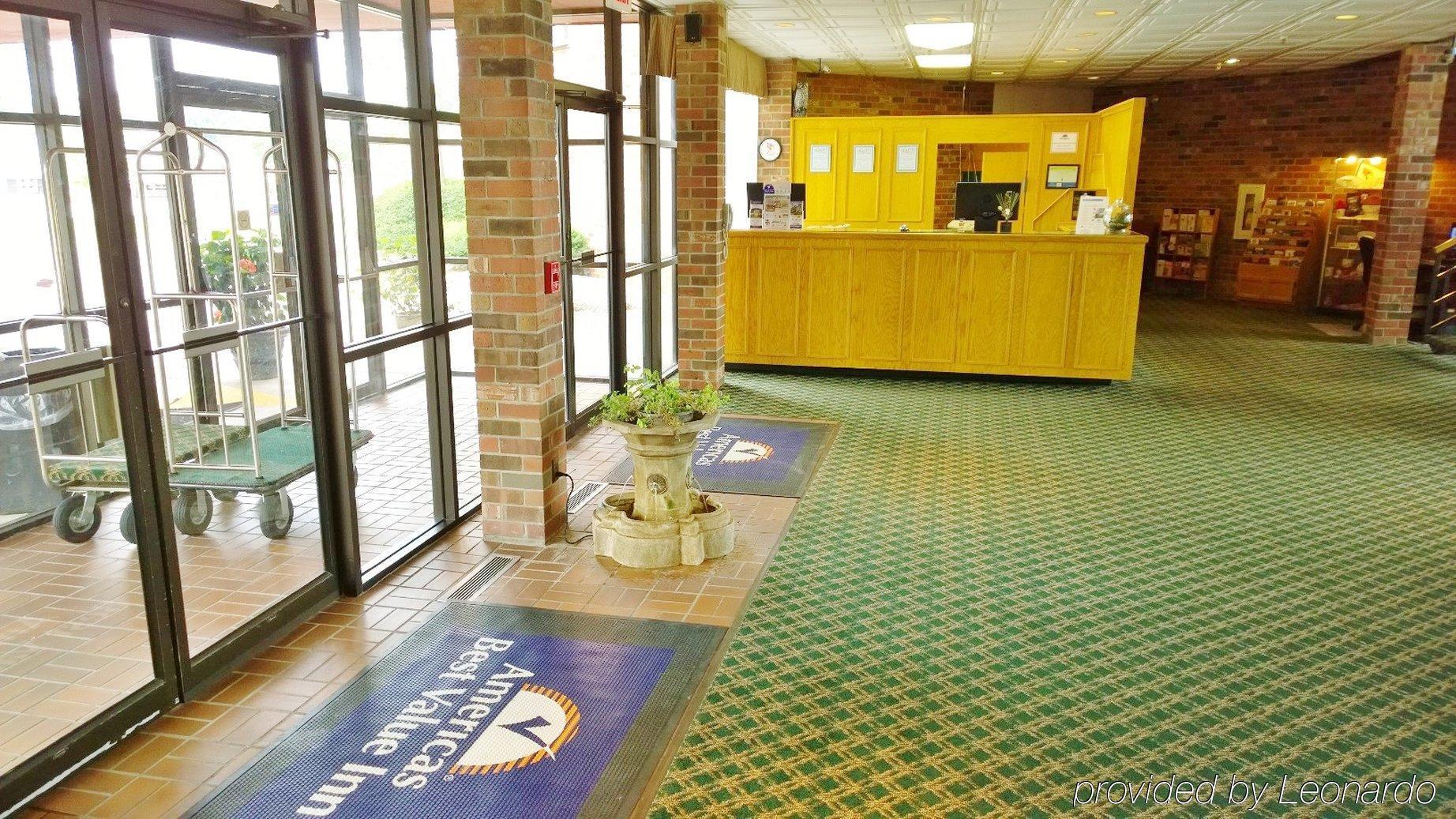 Clarion Pointe Bloomington-Normal Near I-55 And University Bagian luar foto